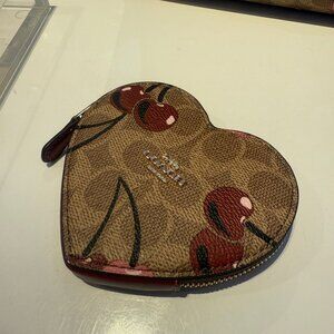 coach Heart Coin Case In Signature Canvas With Cherry Print cz476